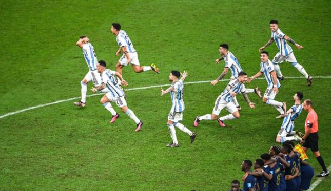 2026墨美加世界杯：期间球员睡眠监测的穿戴设备标准深度解析